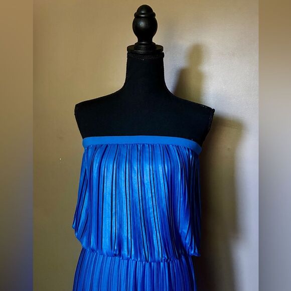 BCBGMaxAzria Mateo strapless pleated maxi dress satin glam royal blue s S EUC - Picture 4 of 16